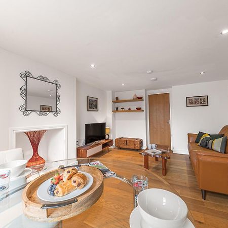Chaucer'S Retreat, Chaucer House, Keswick Apartment Keswick  Bagian luar foto