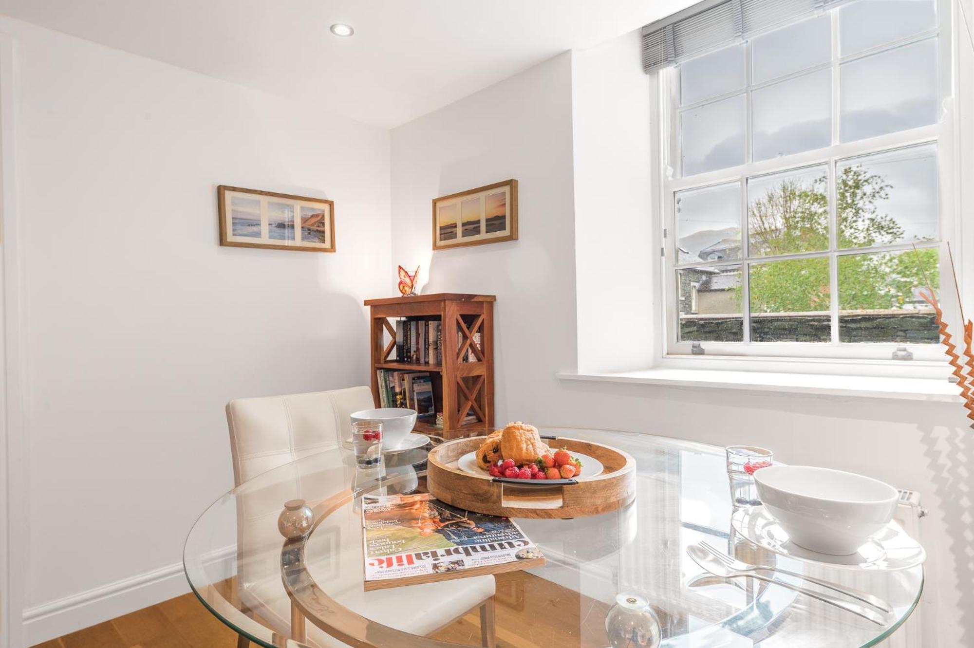 Chaucer'S Retreat, Chaucer House, Keswick Apartment Keswick  Bagian luar foto