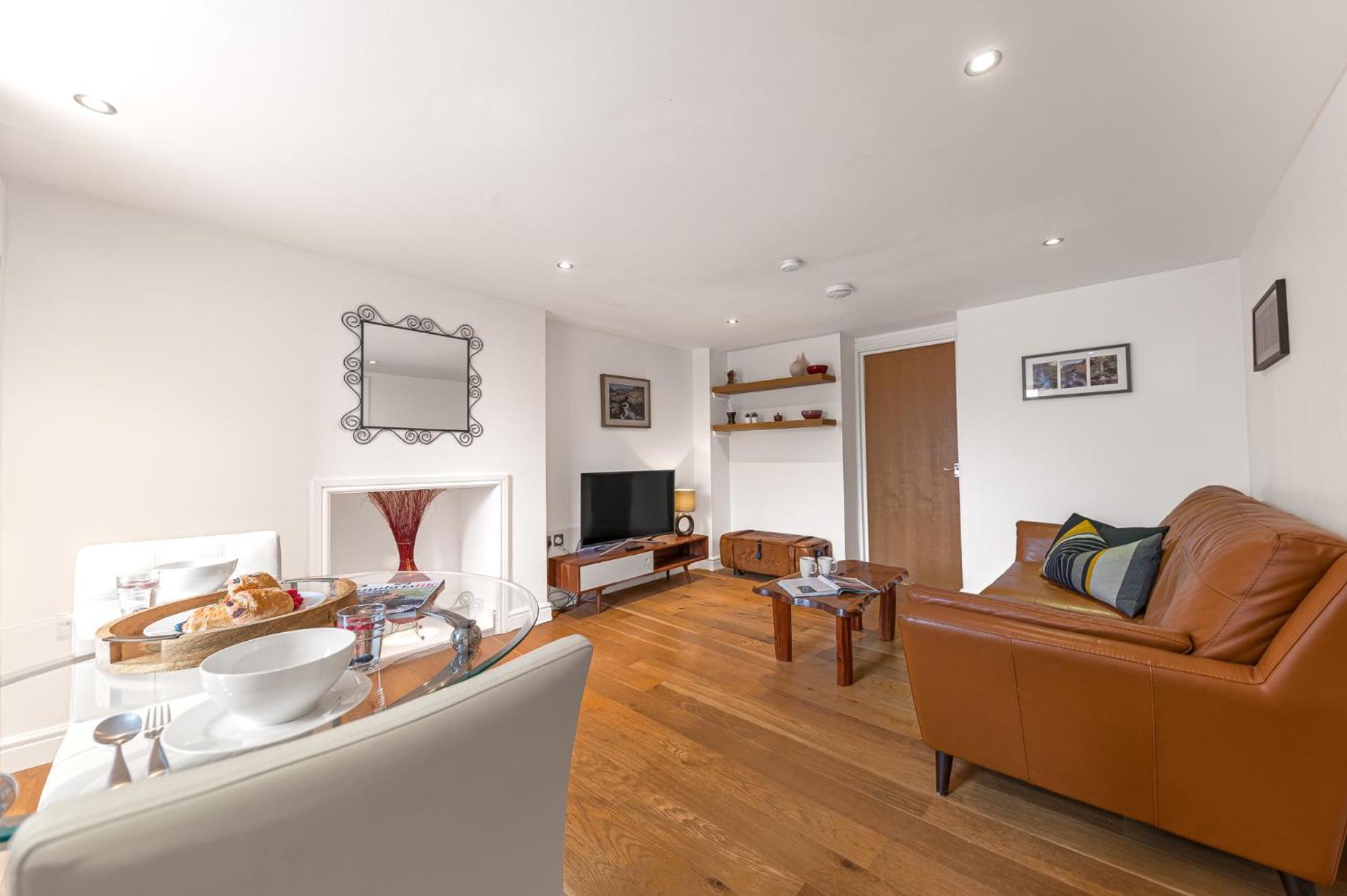 Chaucer'S Retreat, Chaucer House, Keswick Apartment Keswick  Bagian luar foto